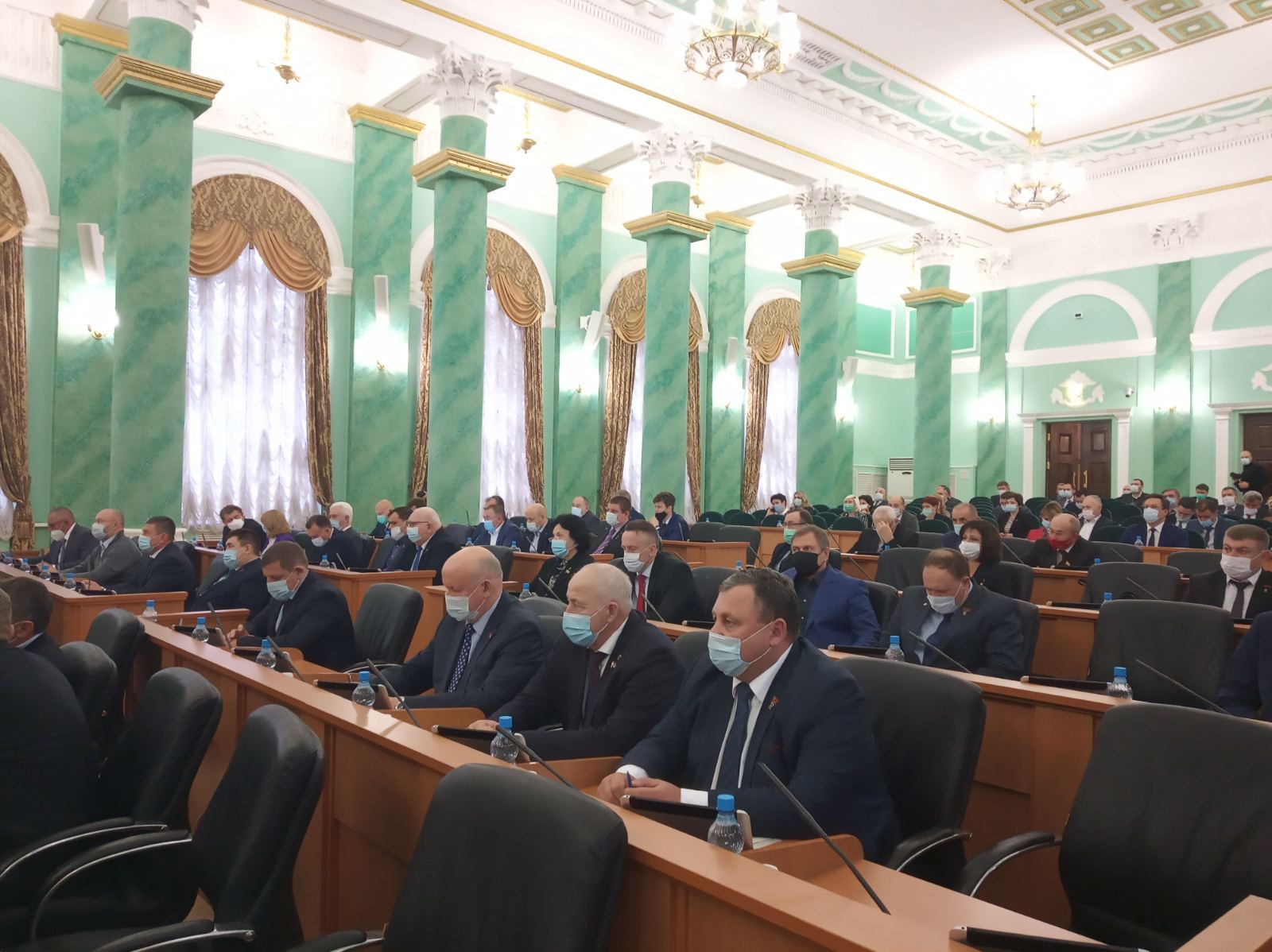 Депутаты Брянской облдумы собрались для обсуждения параметров бюджета региона