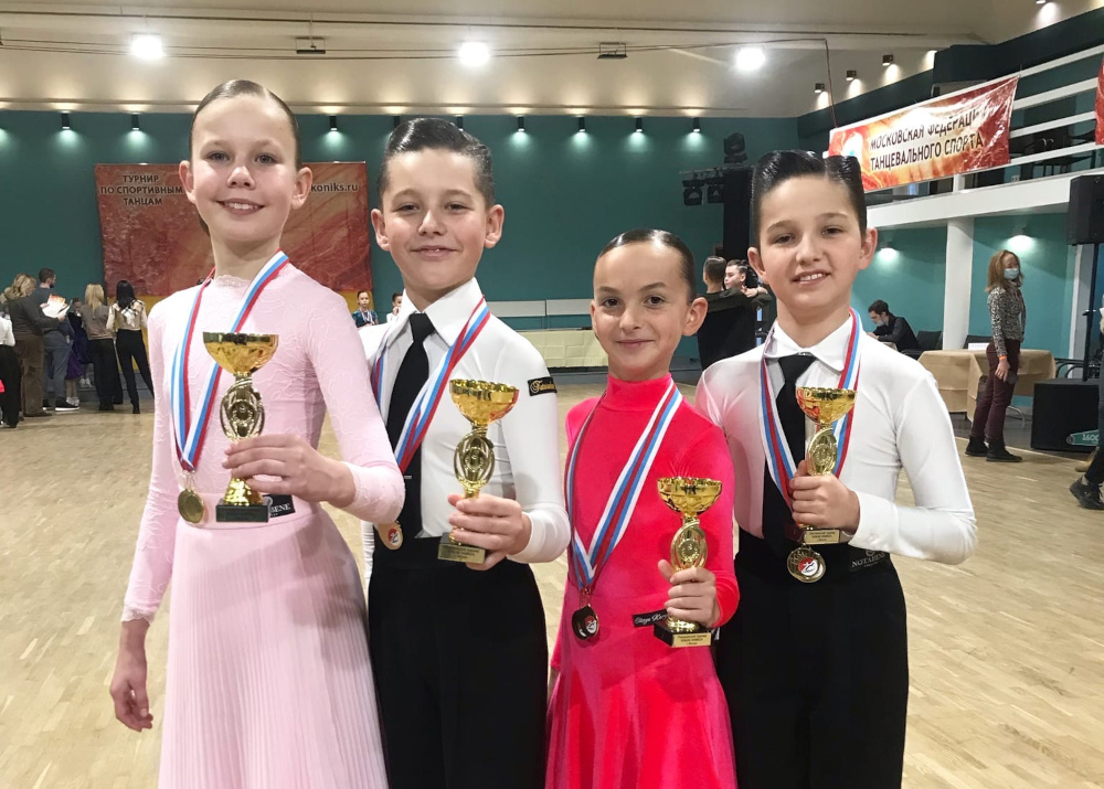 Брянские танцоры стали призерами всероссийских турниров