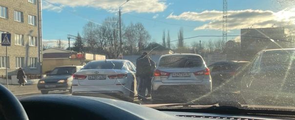 В Бежицком районе Брянска возле переезда произошло ДТП