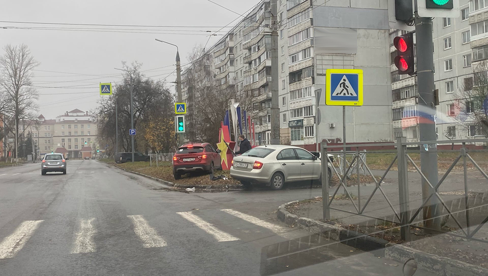 В Брянске недалеко от больницы №1 произошло ДТП