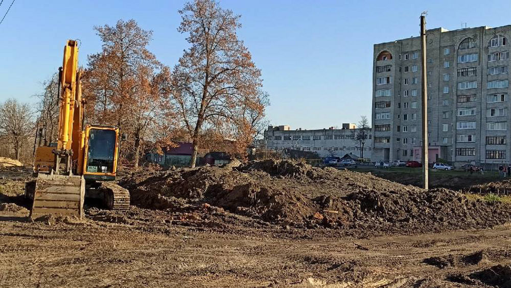 Жителей Клинцов удивили сроки благоустройства парка Воровского