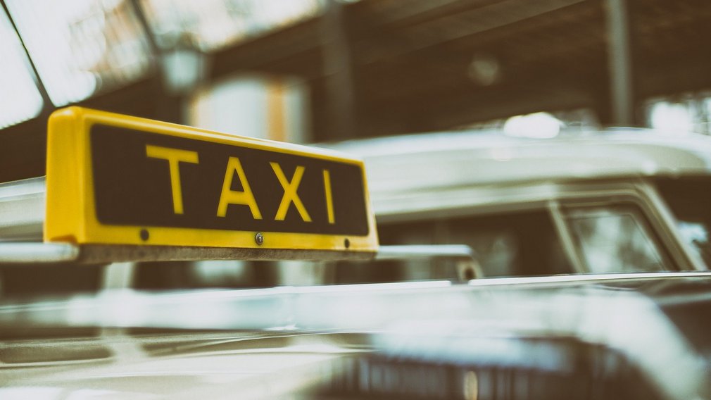 В «Яндекс.Такси» рассказали, что брянские водители получают 400 рублей в час