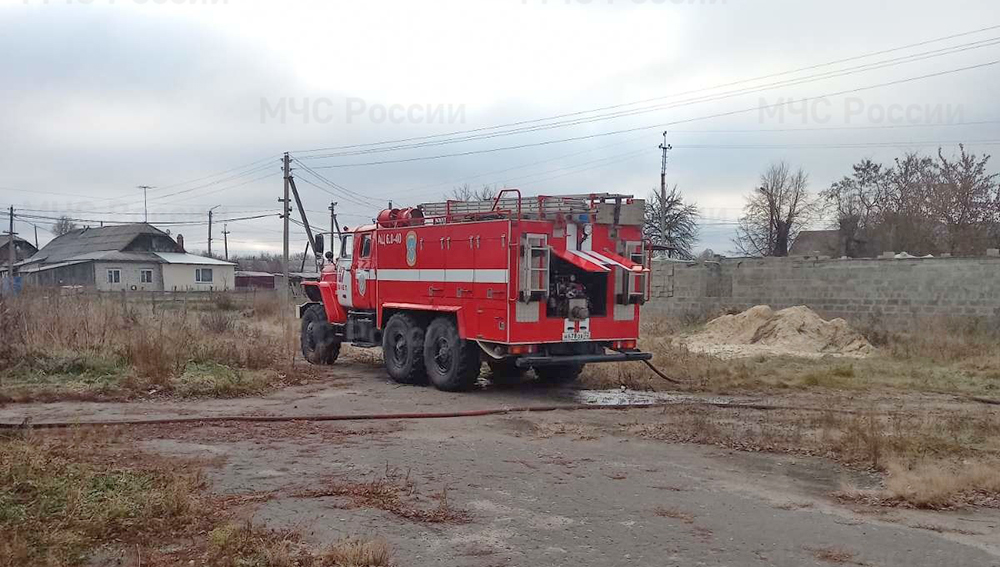 В Жирятинском районе горел жилой дом