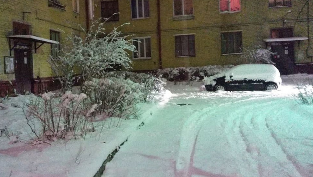 Жилищная инспекция Брянска обнаружила 65 нарушений по уборке дворов от снега