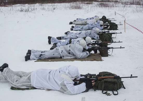 Армейские снайперы собрались в Брянской области на масштабные учения