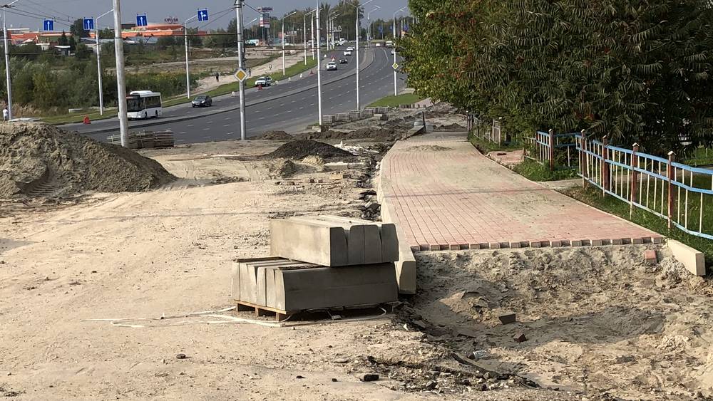 В Брянске капитально отремонтировали 62 километра тротуаров
