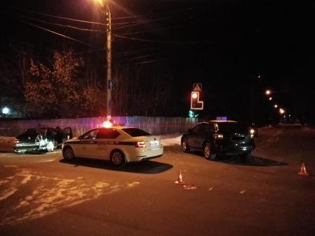 В Брянске злостный нарушитель-лихач устроил ДТП: ранена 22-летняя девушка