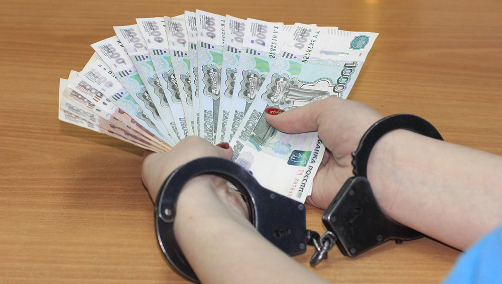 В Комаричском районе полиция раскрыла кражу 4000 рублей