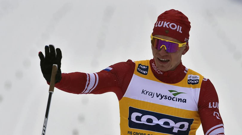 Брянский лыжник Большунов стал пятым в классическом масс-старте