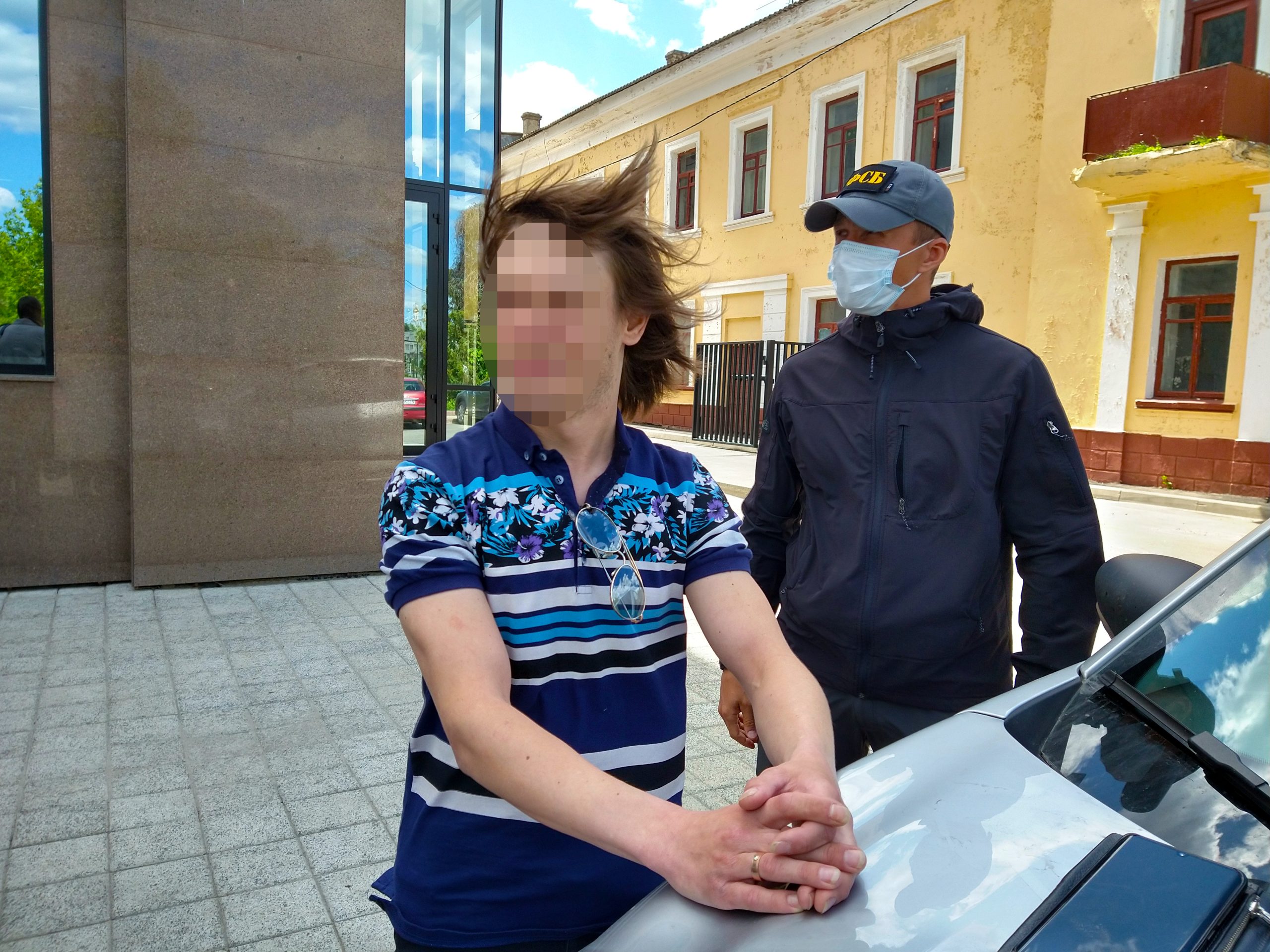 В Брянске осудили бизнесмена за попытку дать взятку сотруднику ФСБ