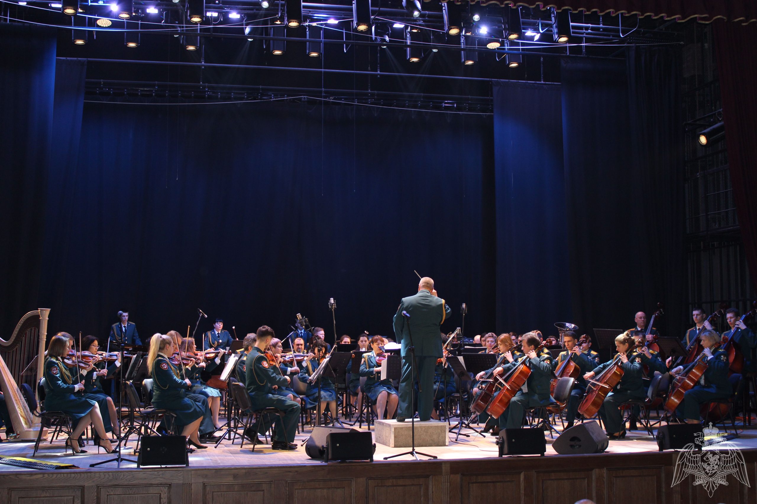 Оркестр брянского управления Росгвардии поздравляют с юбилеем