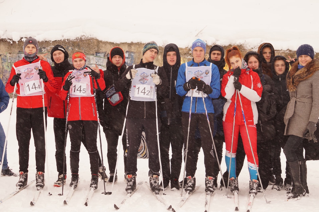 В Брянске для студентов олимпийского резерва устроили лыжную эстафету