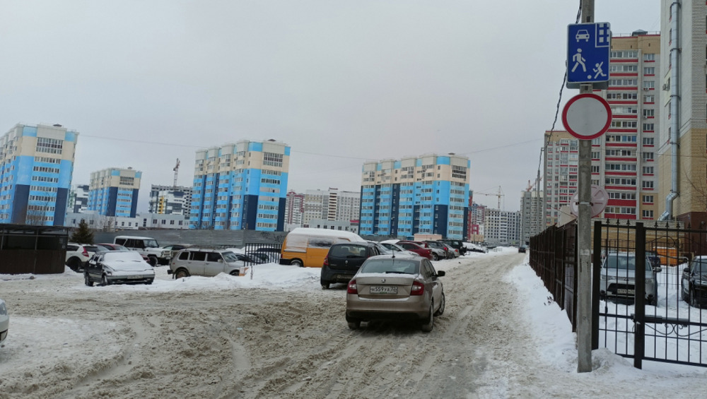 В Брянске закрыли опасный проезд между улицами Советской и Костычева