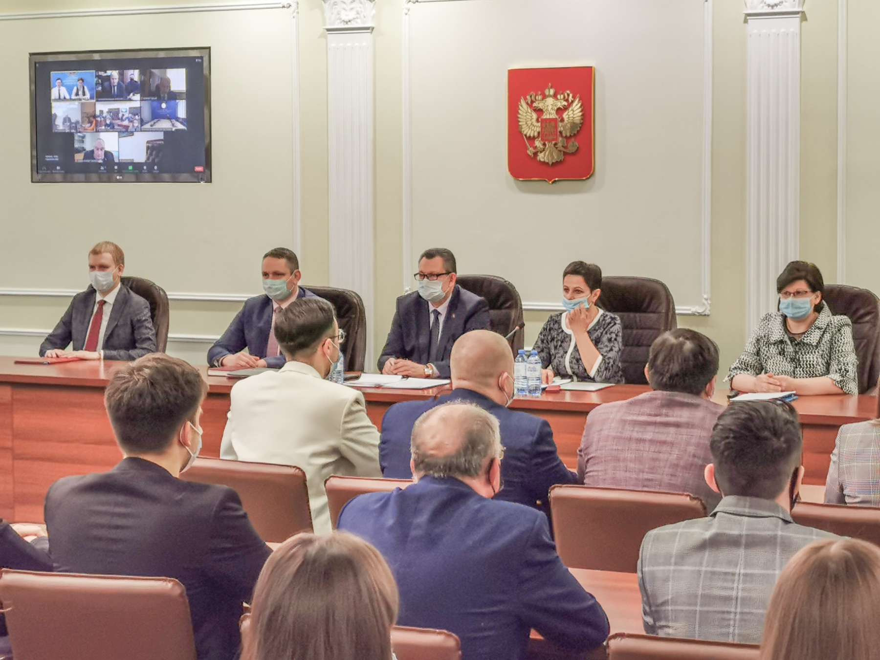 Ученые Брянского госуниверситета собрались по случаю Дня российской науки