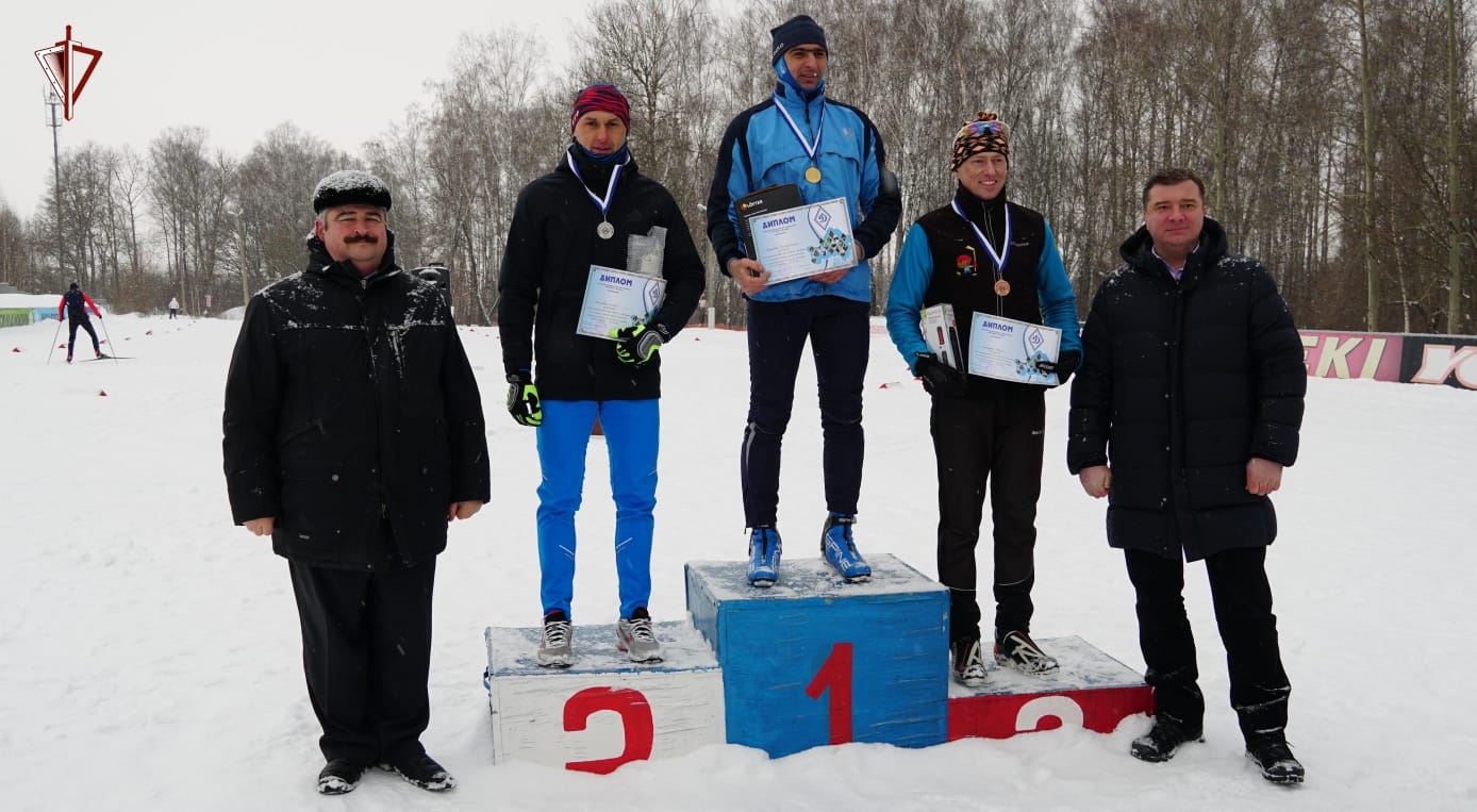 Брянские правоохранители вышли на старт первенства «Динамо» по лыжным гонкам