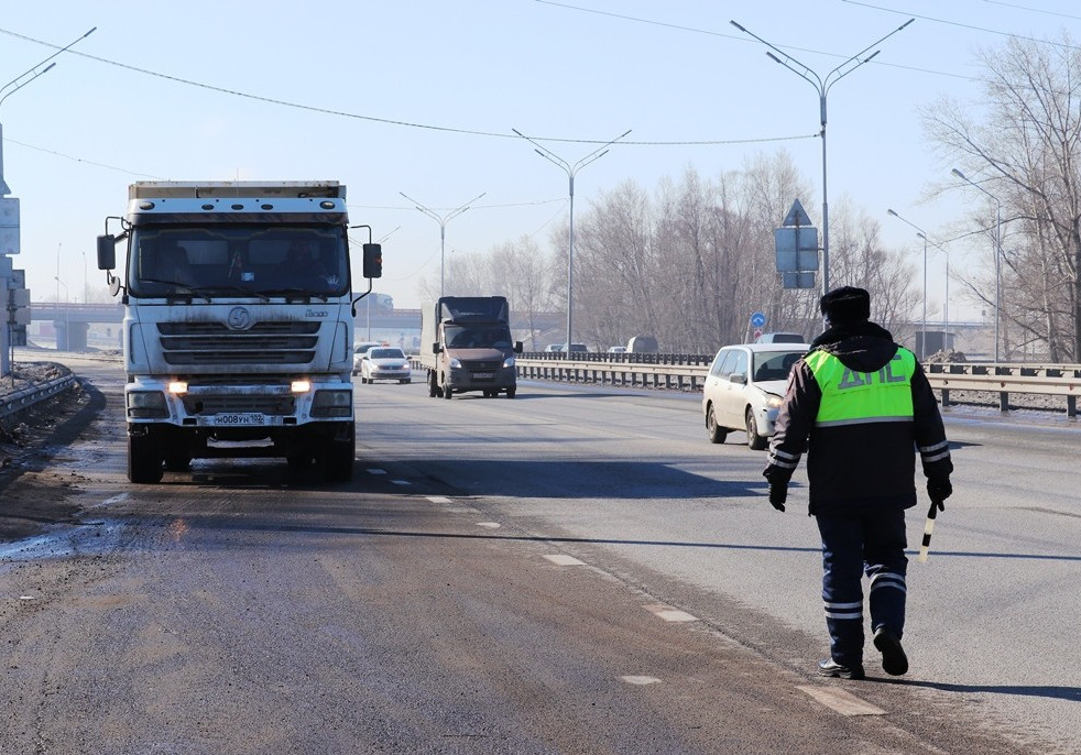 На дорогах Брянской области введут ограничение на движение большегрузов