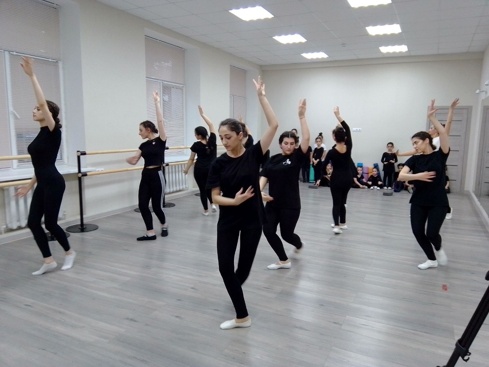При армянской диаспоре Брянской области появилась танцевальная школа