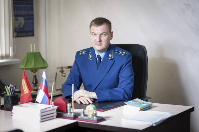 Заместитель прокурора Брянщины выслушает жалобы жителей Навлинского района
