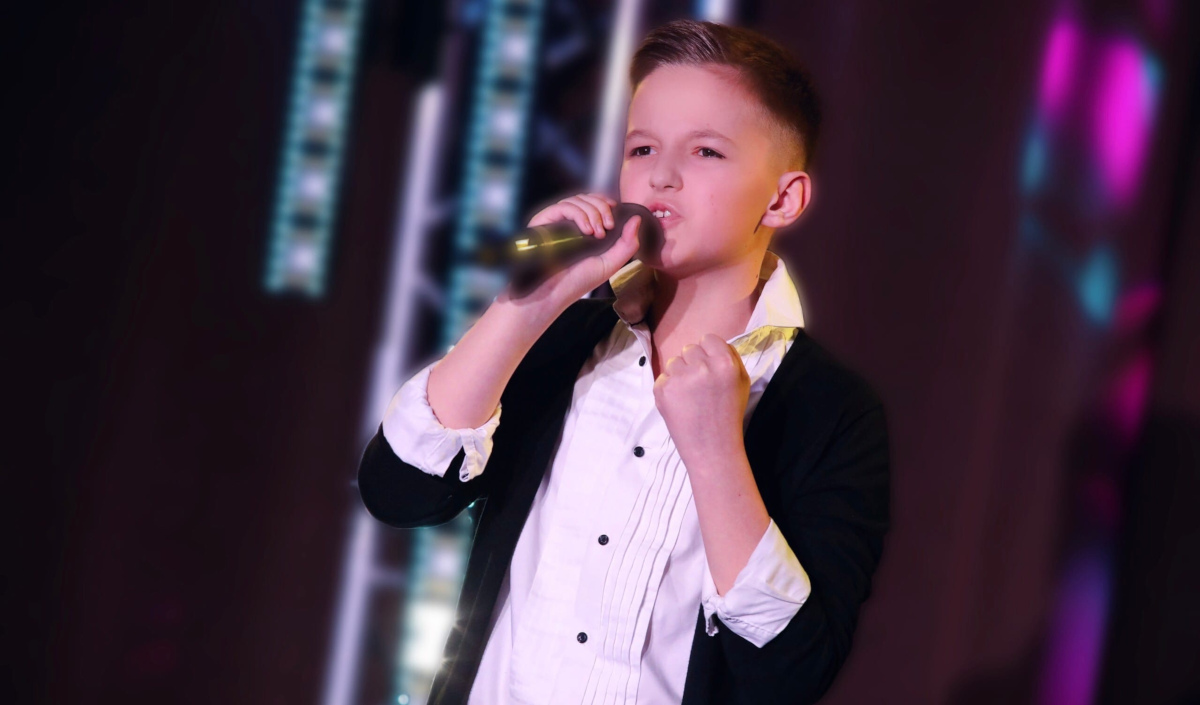 Брянский вокалист победил на Международном конкурсе эстрадной песни «Твой голос»