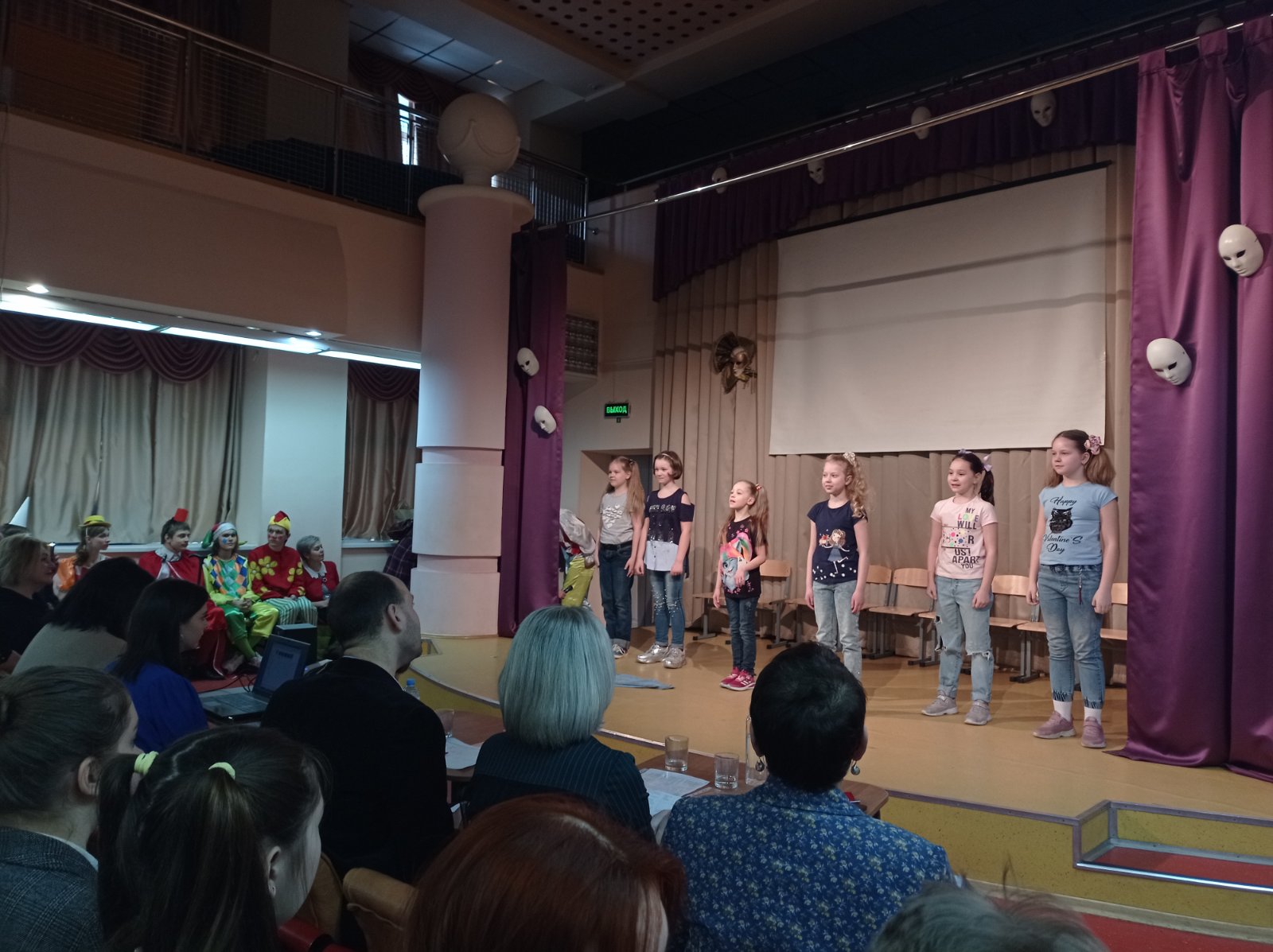 В Брянске стартовал фестиваль детских театральных коллективов «Театральный калейдоскоп»