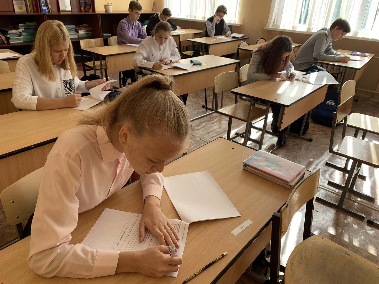 В брянских школах всероссийские проверочные работы перенесли на осень