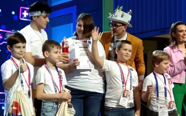 Гимназисты из Брянска вышли в финал национального чемпионата Robotics Championship — Москва 3.0