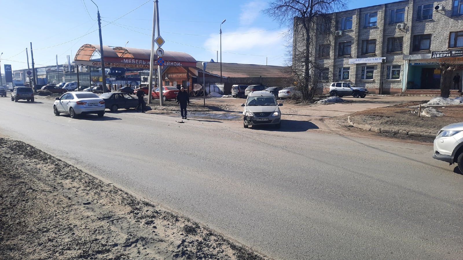 В Брянске на улице Литейной произошло ДТП