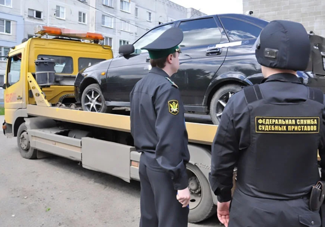 Приставы изъяли автомобиль у осужденного брянца в счет возмещения вреда