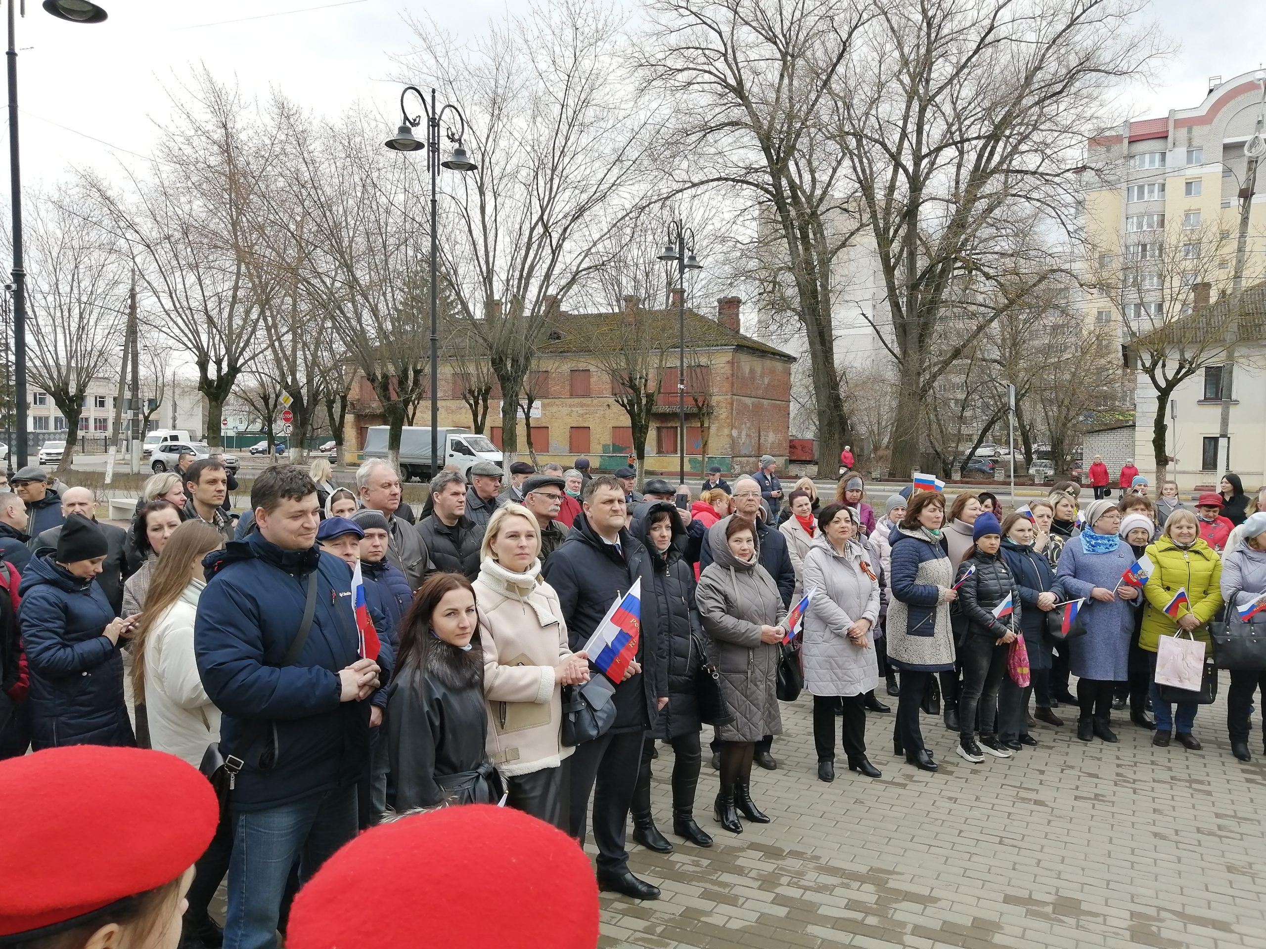 В Брянске прошел митинг в честь 8-й годовщины провозглашения ДНР
