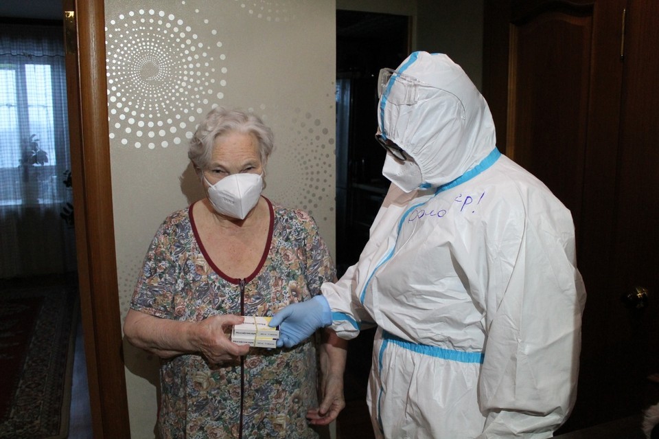 В Брянской области амбулаторно от коронавируса лечатся 899 жителей