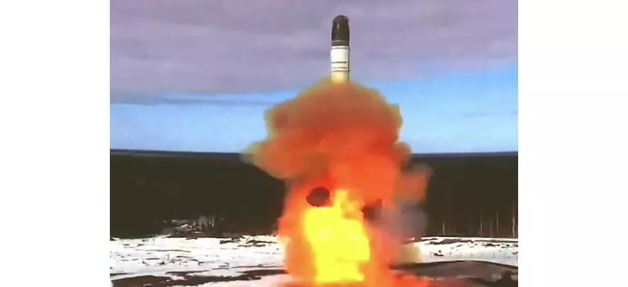 Россия провела успешный запуск межконтинентальной баллистической ракеты «Сармат»
