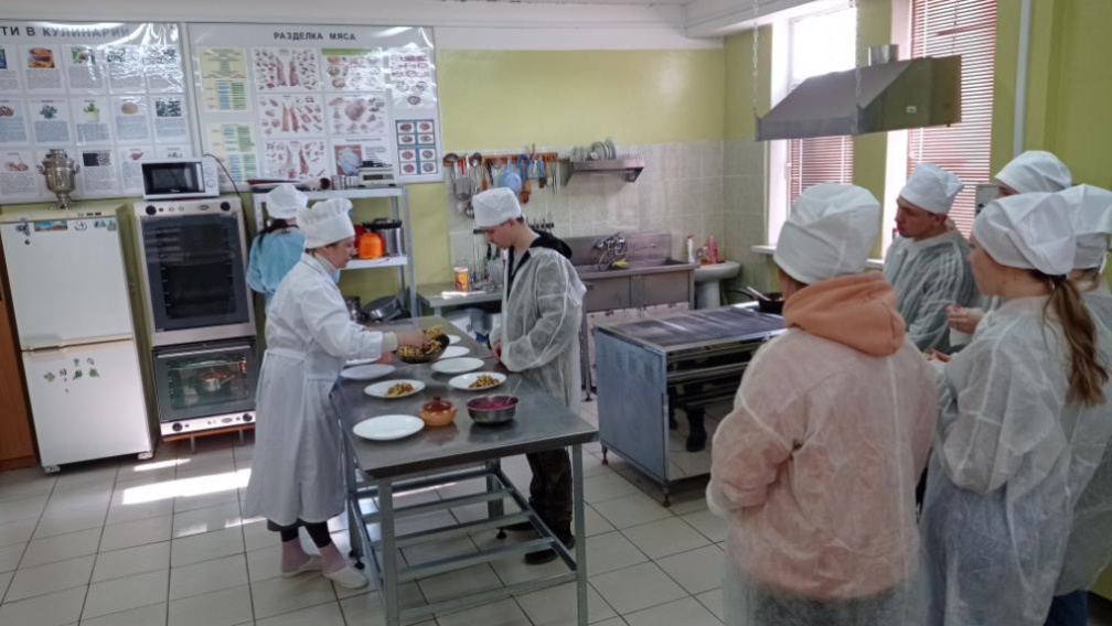 Студенты Брянского аграрного госуниверситета прошли обучение по программе «Повар»