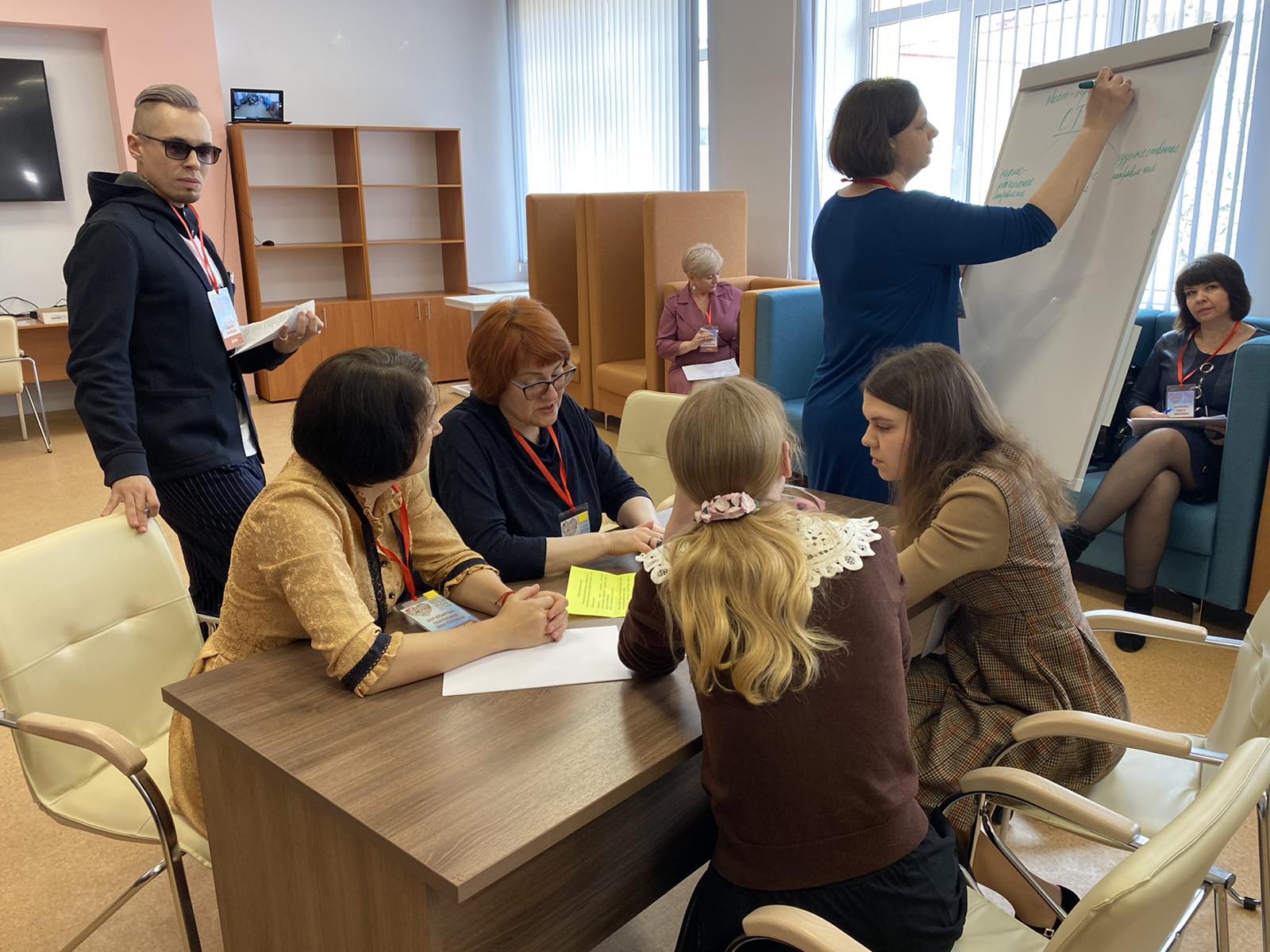 В Брянске стартовал региональный этап всероссийского конкурса «Сердце отдаю детям»
