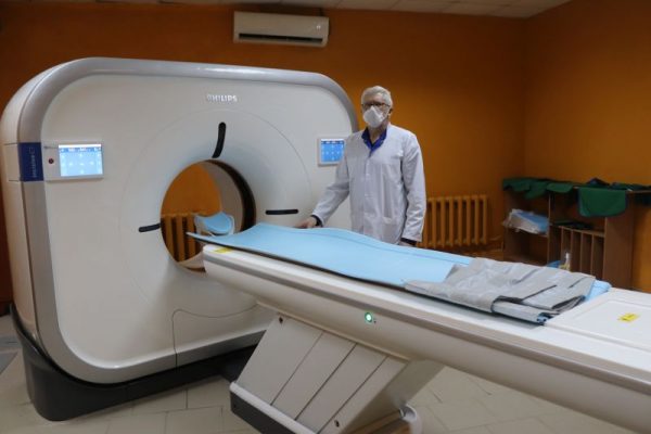 В Клинцовской городской больнице на Брянщине начал работать новый компьютерный томограф