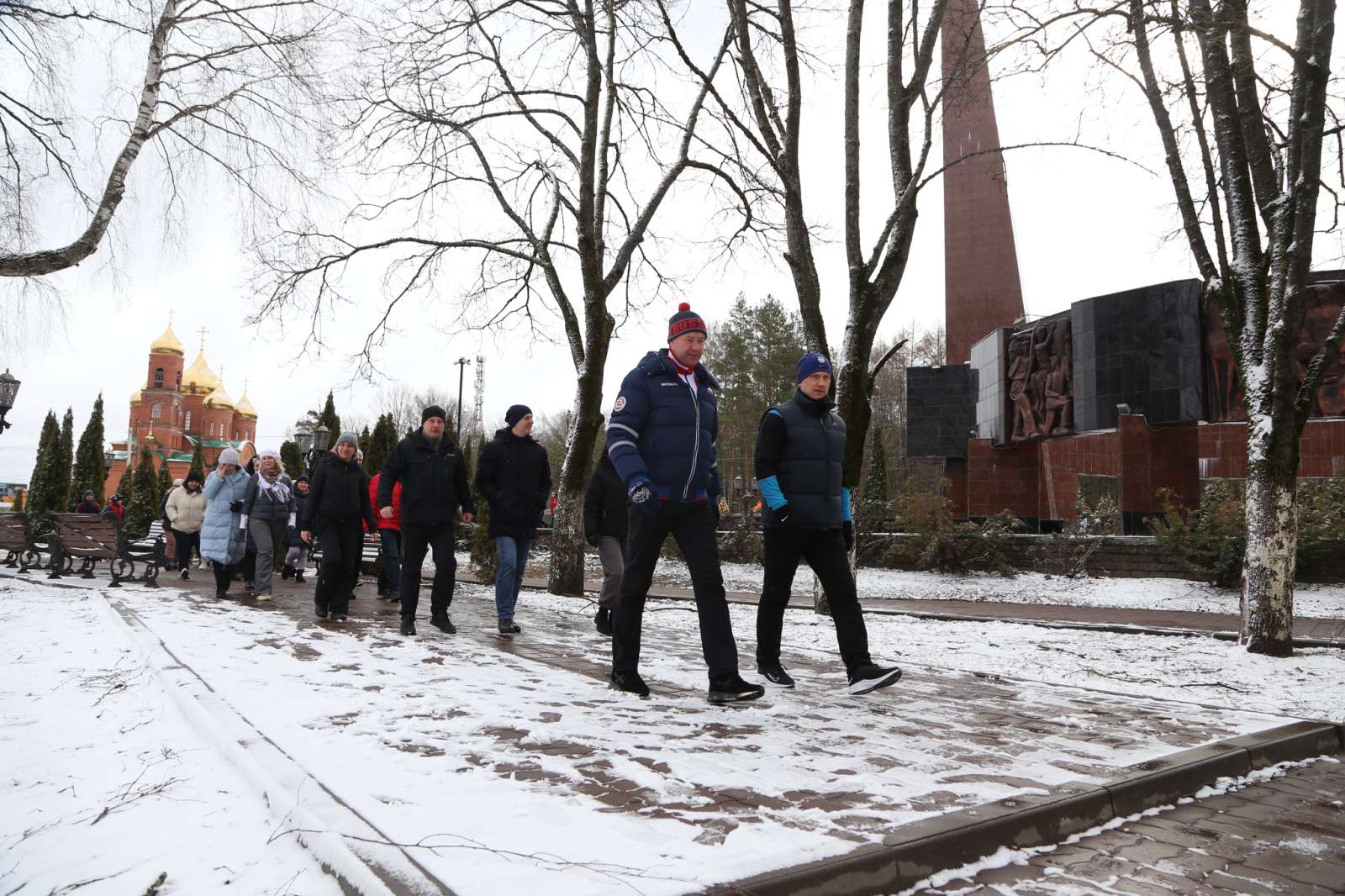 В Клинцах более 150 человек приняли участие во Всероссийской акции «10000 шагов к жизни»