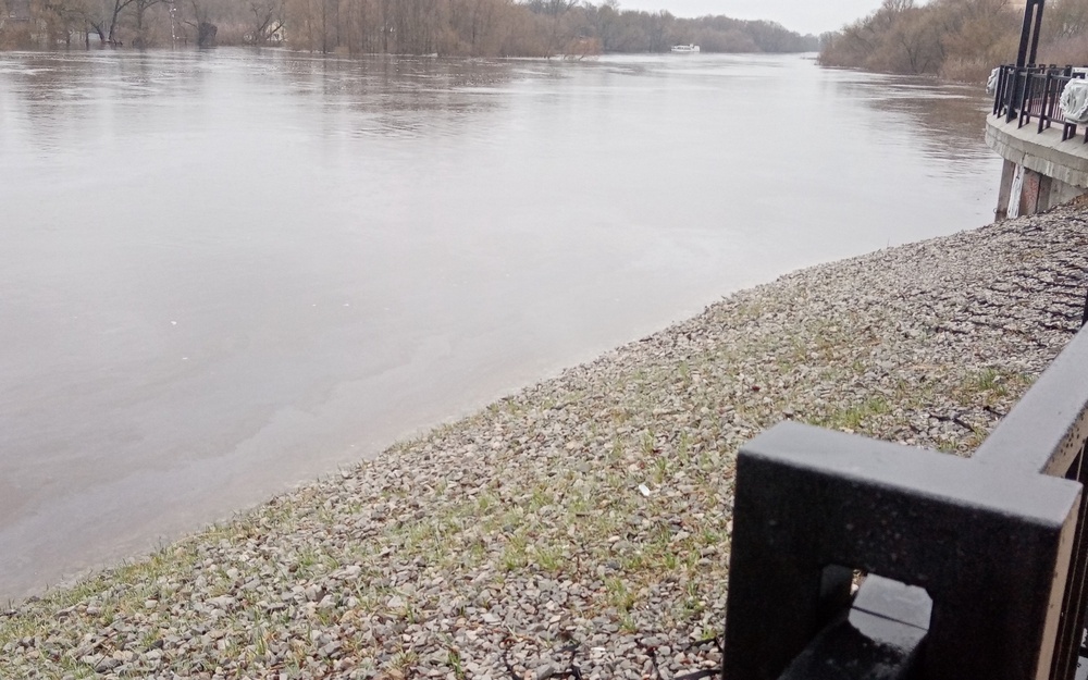 В Брянске река Десна может затопить набережную