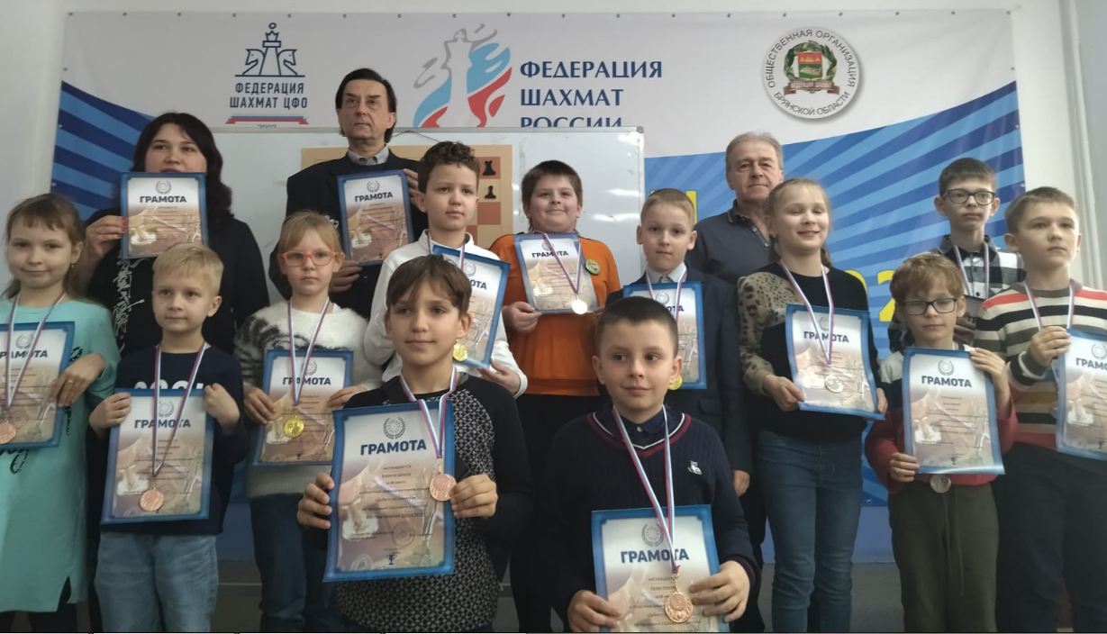 Среди юных брянских шахматистов определили победителей турнира «Белая ладья»
