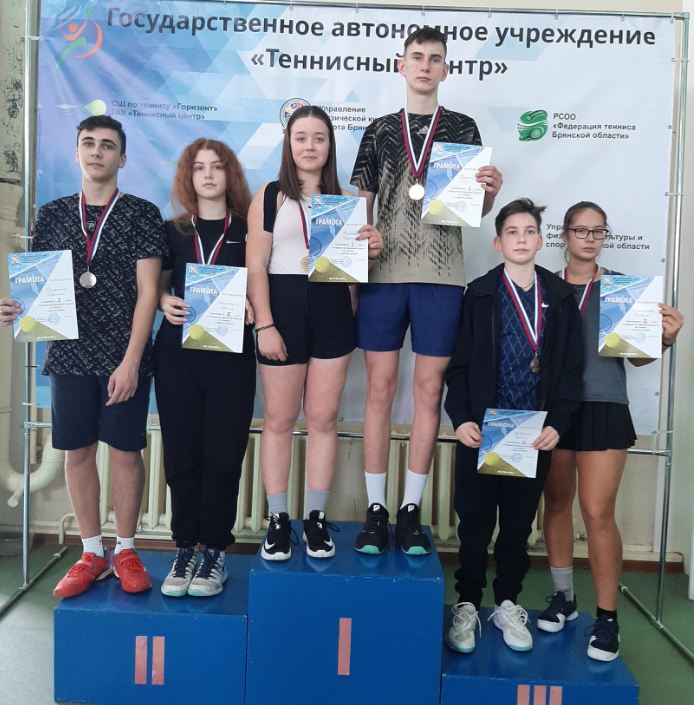 Определены победители первенства Брянской области по теннису