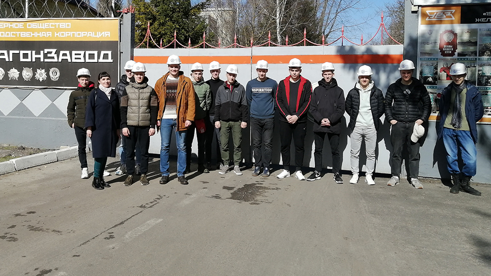 Брянский завод провёл «Дни открытых дверей» в рамках всероссийской акции «Неделя без турникетов»