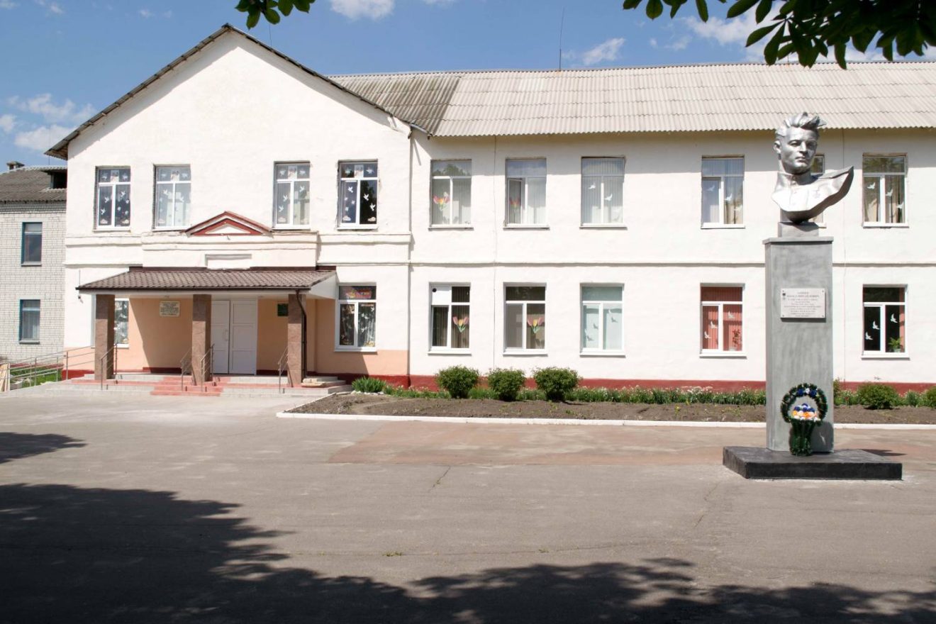 В Брянской области капитально отремонтируют 30 школ