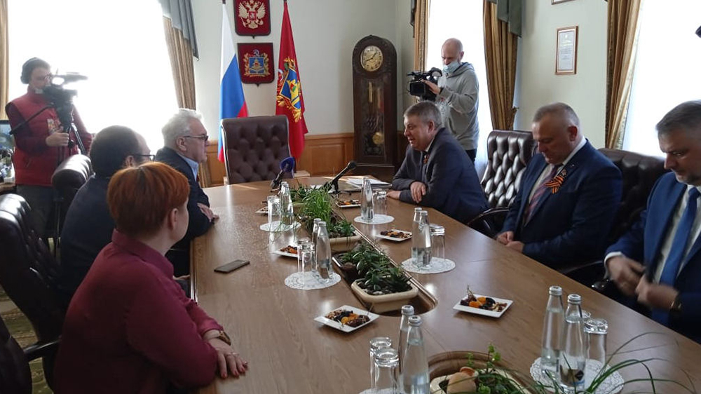 Губернатор Брянской области встретился с Анатолием Котенёвым