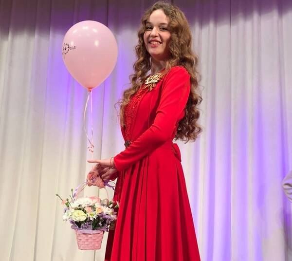 Юлия Малинова выступила с благотворительным концертом в Стародубе