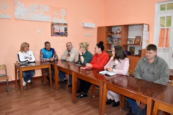 Брянские активисты помогут запустить в луганской Брянке Единый центр волонтерства