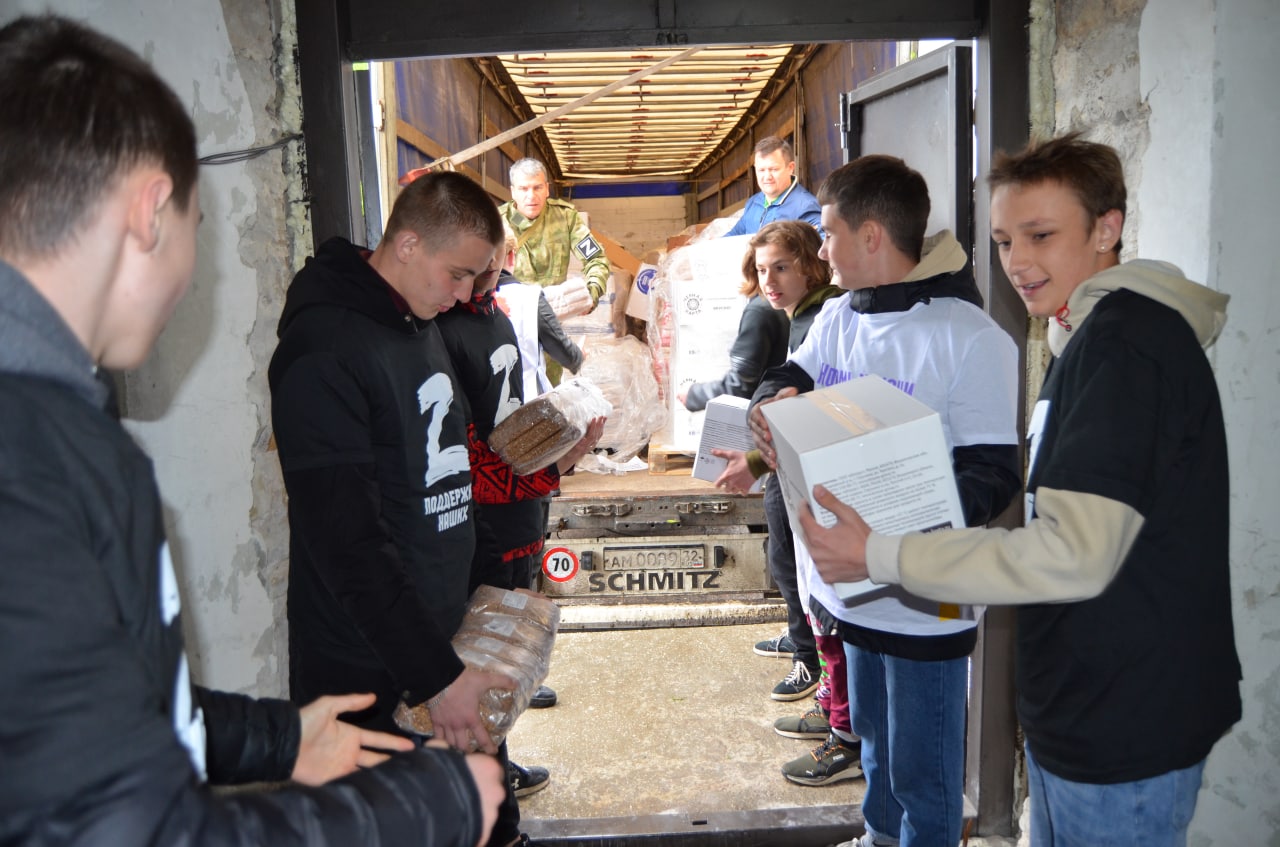 40 тонн гуманитарного груза из Брянской области доставили в луганскую Брянку