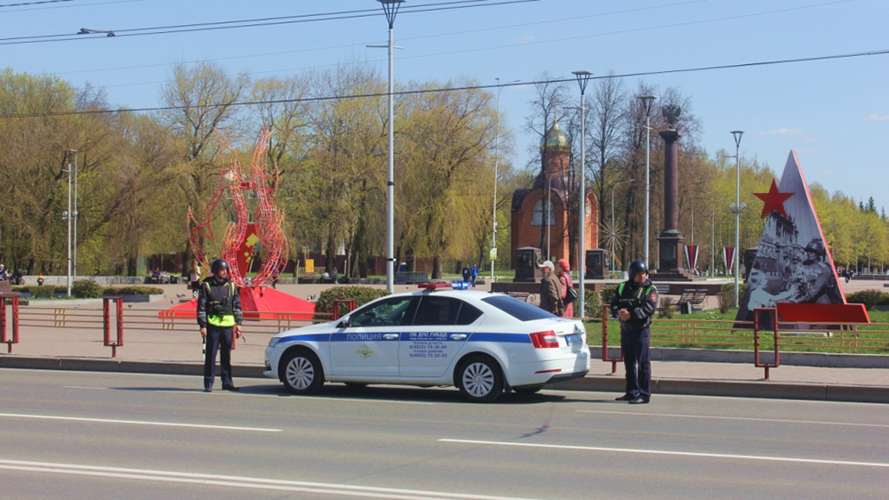 Брянские автоинспекторы поддержали всероссийскую акцию «Георгиевская ленточка»