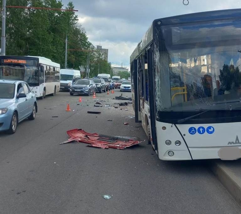 Госавтоинспекция сообщила подробности ДТП в Брянске с пассажирским автобусом