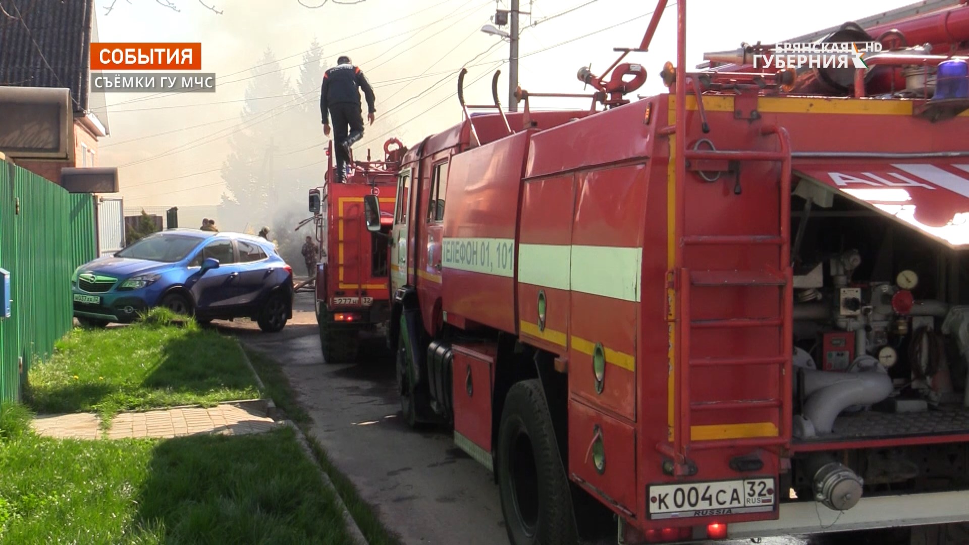 В сильном пожаре в Супонево под Брянском сгорели два дома