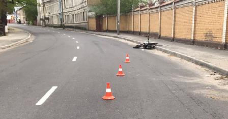 В Брянске на Ульянова разбился 19-летний водитель питбайка