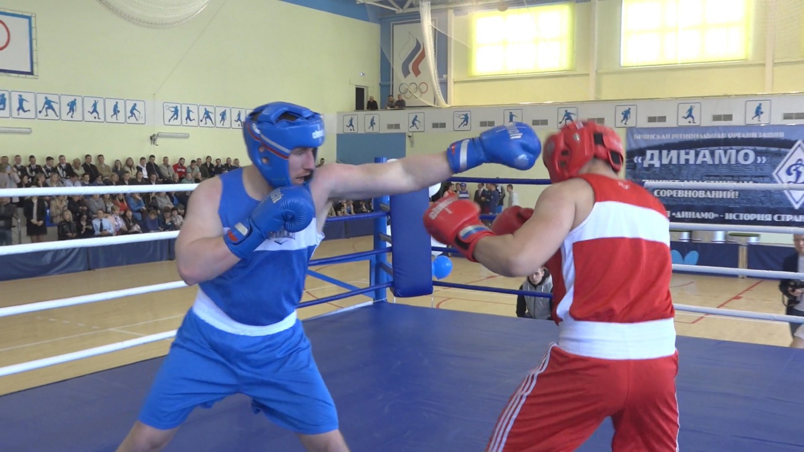 В Брянске стартовал международный турнир по боксу