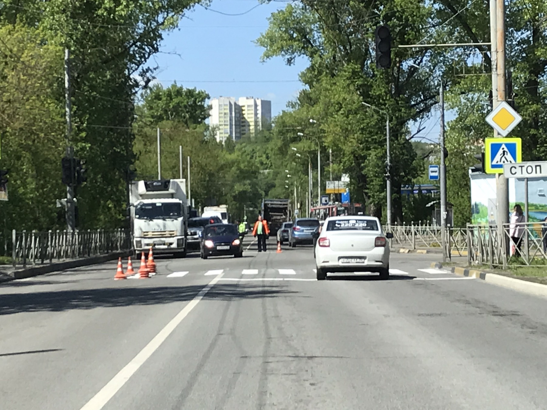 В Брянске обновляют дорожную разметку